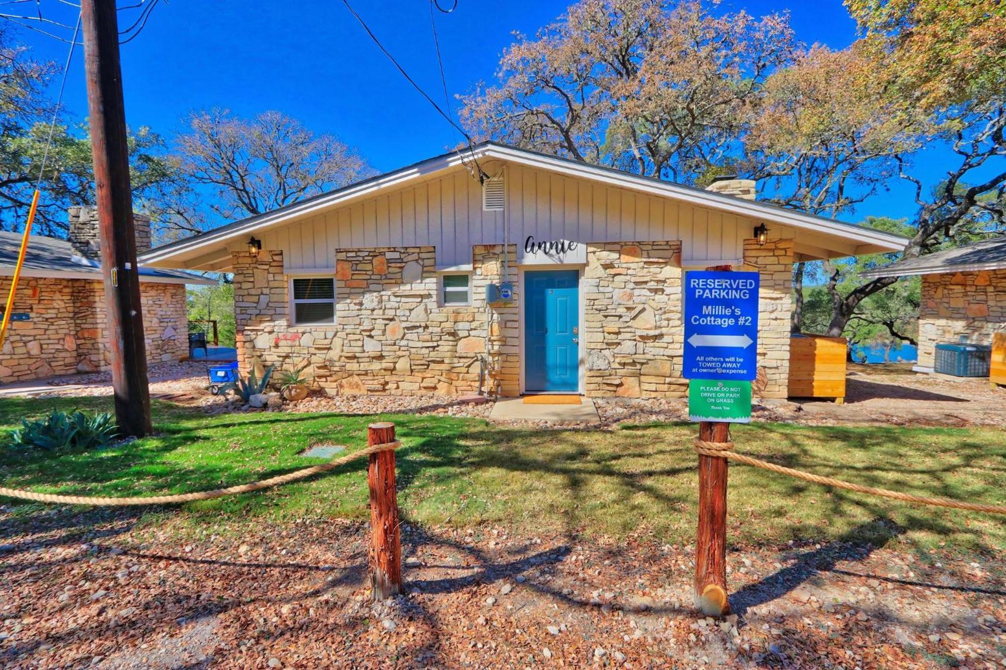 Millie'S Cottages Unit 2 - Annie Canyon Lake Exterior foto